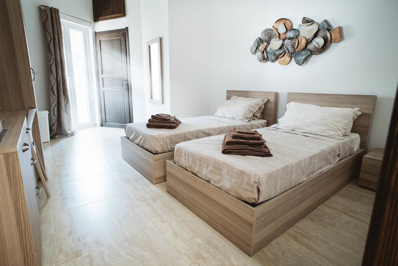 Fauzia B&B Hamrun ภายนอก รูปภาพ